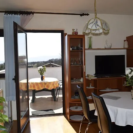 Manuela Apartman *